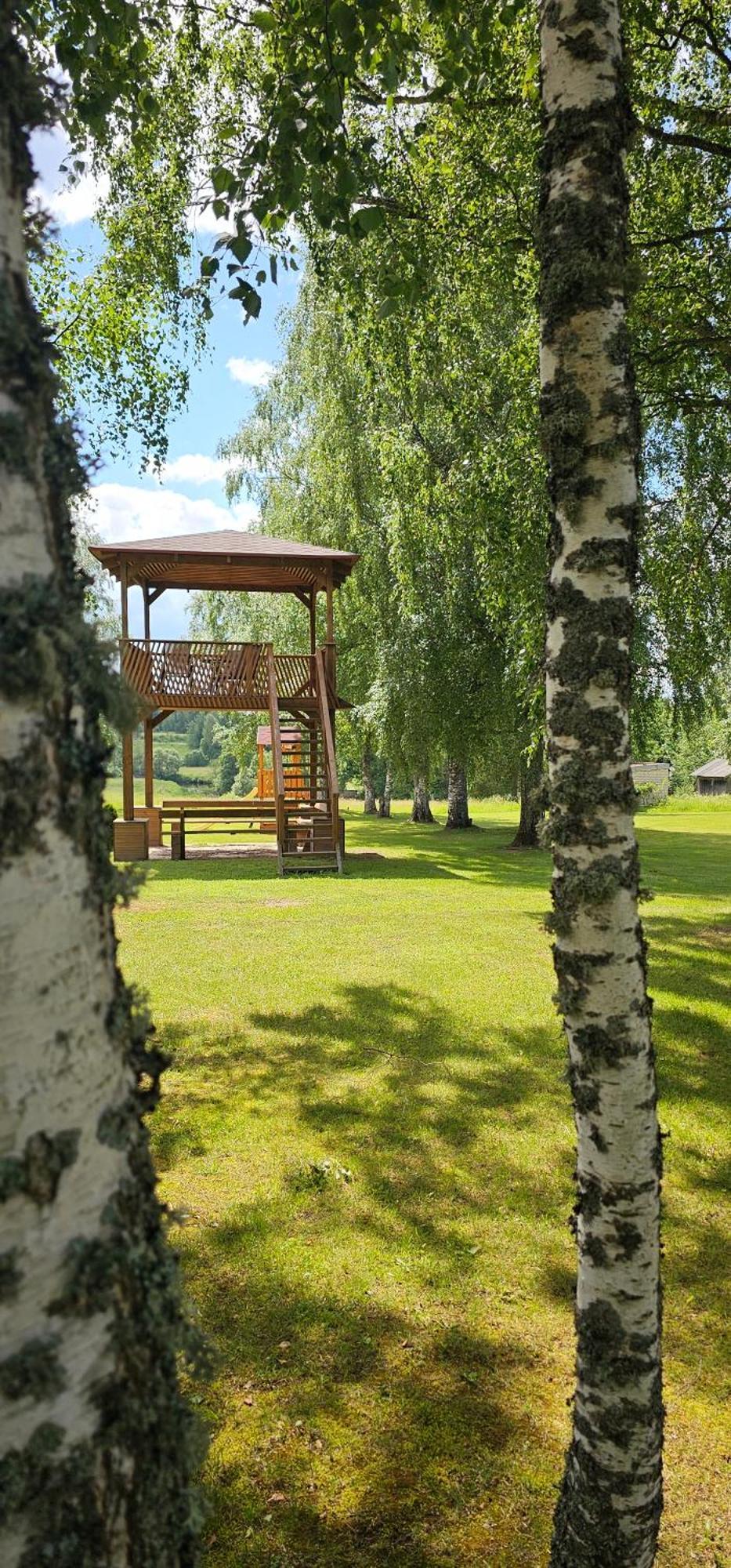 Brivdienu Maja-Lauvas Licis Rūjiena Exterior foto